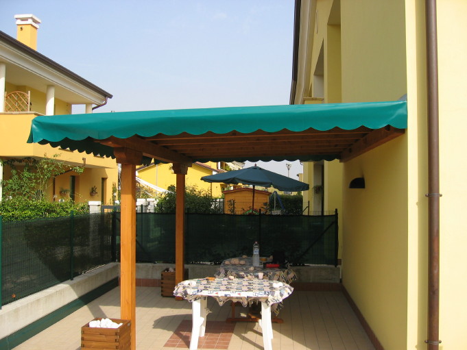 TELO PER PERGOLA ADDOSSATA