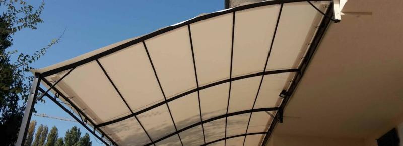 COPERTURA A FILO PER STRUTTURA IN FERRO