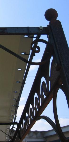 TELO A FILO FISSAGGIO CON FASCETTE